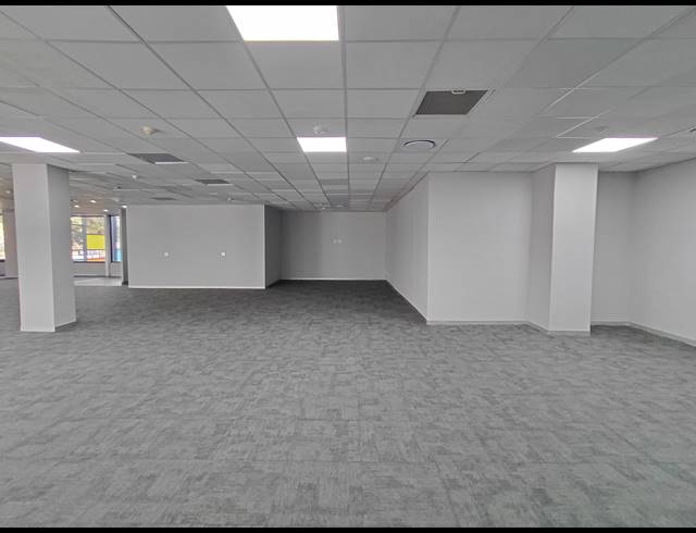 412M² OFFICE TO LET IN BRYANSTON